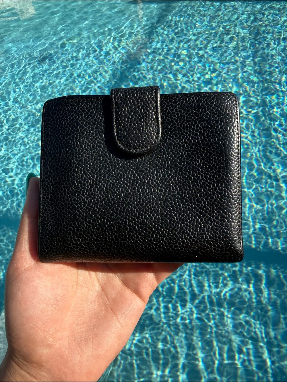 Vintage Chanel Black Caviar Leather Bifold Wallet 🖤 - Picture 2 of 13